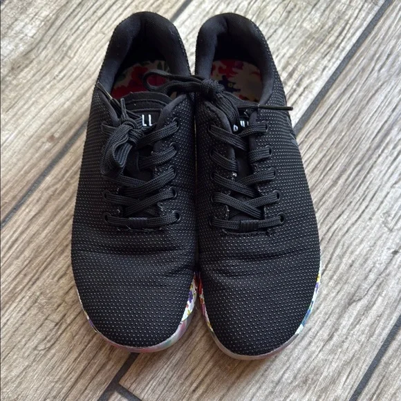 NOBULL Womens Black Sneakers with Floral Accents - Picture 2 of 4